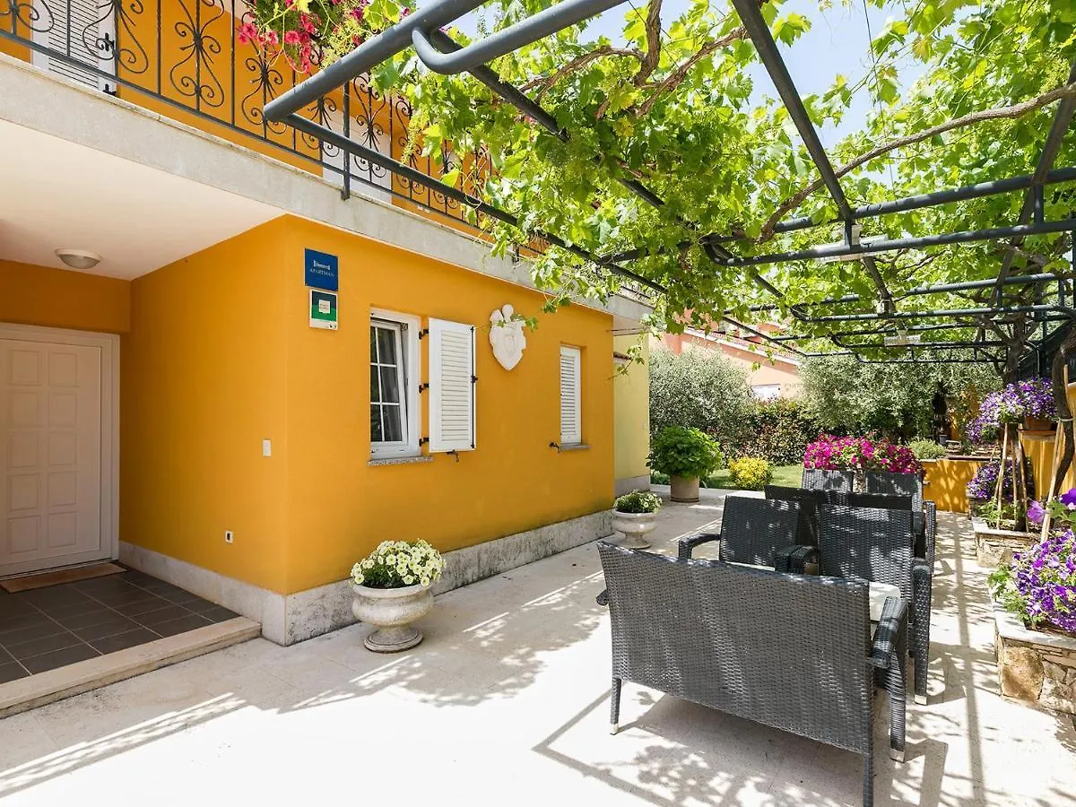 Residence Matilda Vrsar